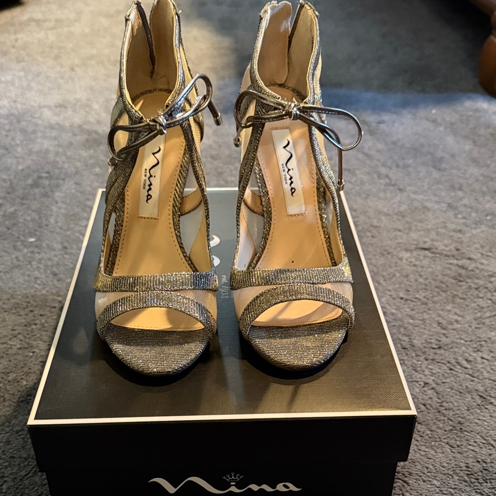 Nina Glittering Silver Heels